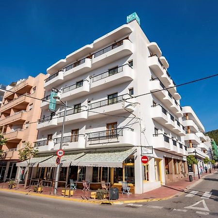 Hostal Y Apartamentos Santa Eulalia 산타 에우랄리아 데 리오 외부 사진