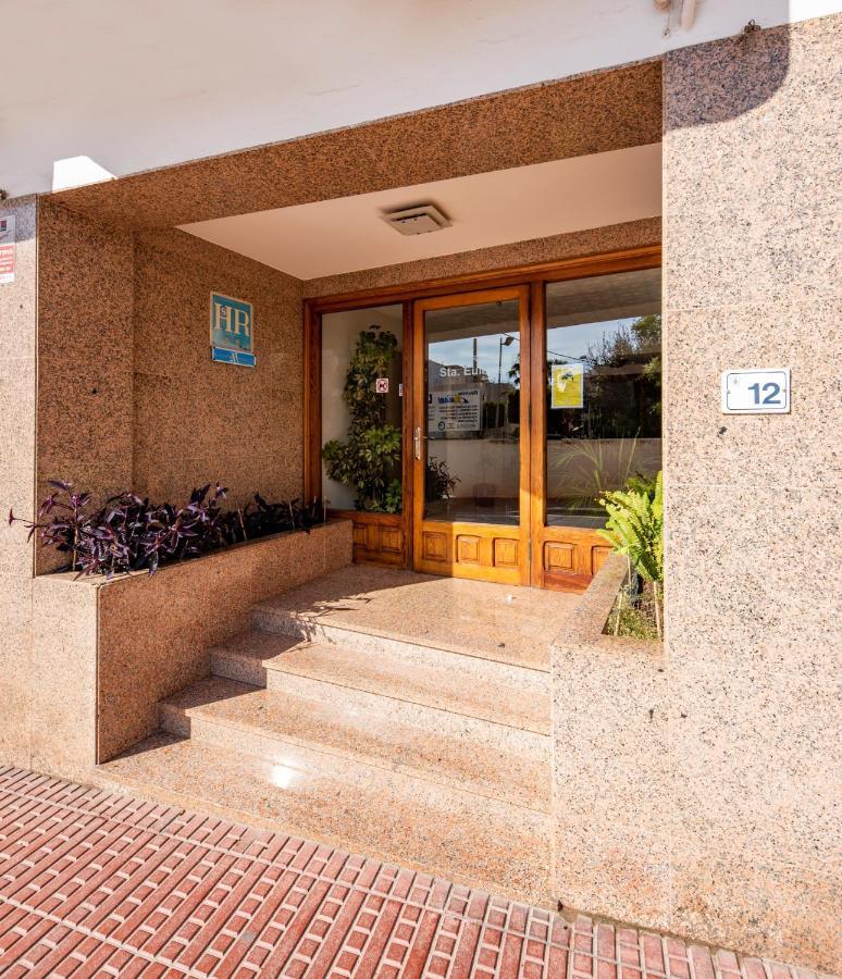 Hostal Y Apartamentos Santa Eulalia 산타 에우랄리아 데 리오 외부 사진